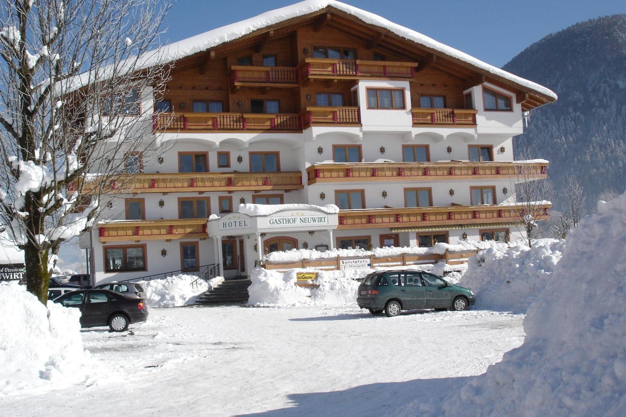 Hotel Neuwirt Kirchdorf in Tirol Bagian luar foto