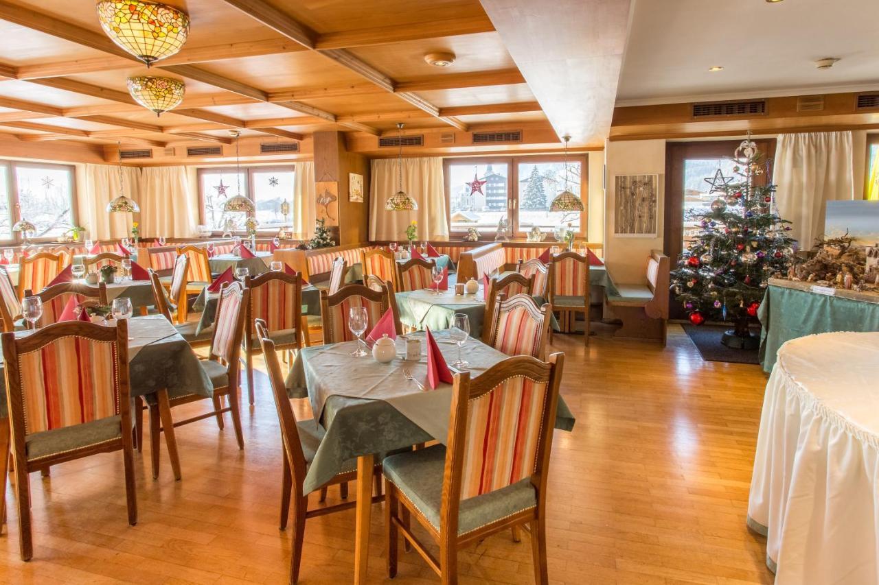 Hotel Neuwirt Kirchdorf in Tirol Bagian luar foto
